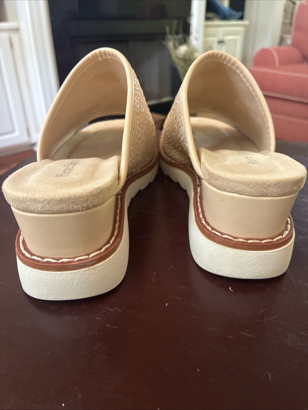 Pierre Dumas Ivory Gold Woven Slide Mule Wedge Shoes SZ 6.5 - Picture 6 of 8